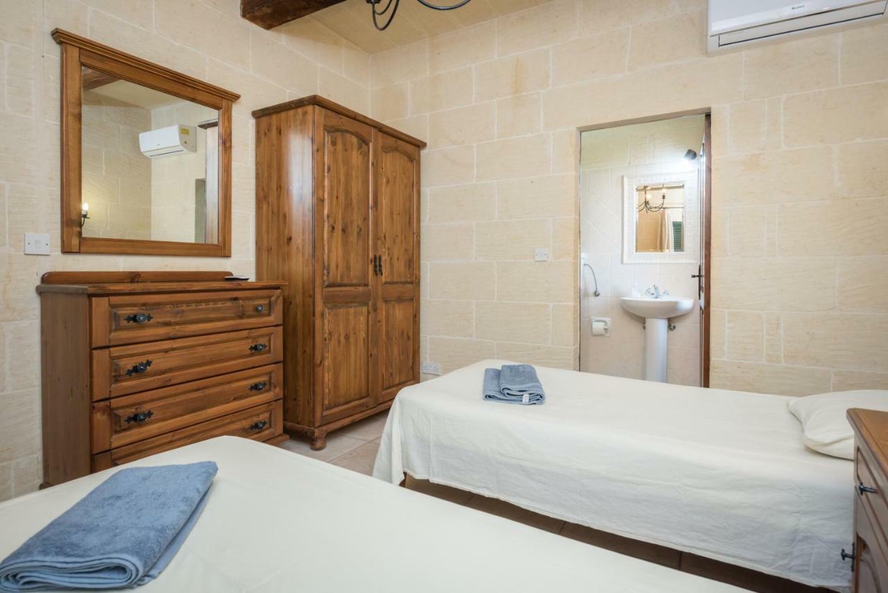 Valley View - Holiday Farmhouse With Private Pool Nadur Exterior foto